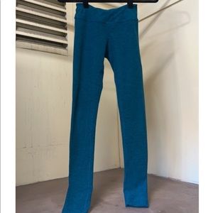 Beyond Yoga mid rise long space dye legging size small